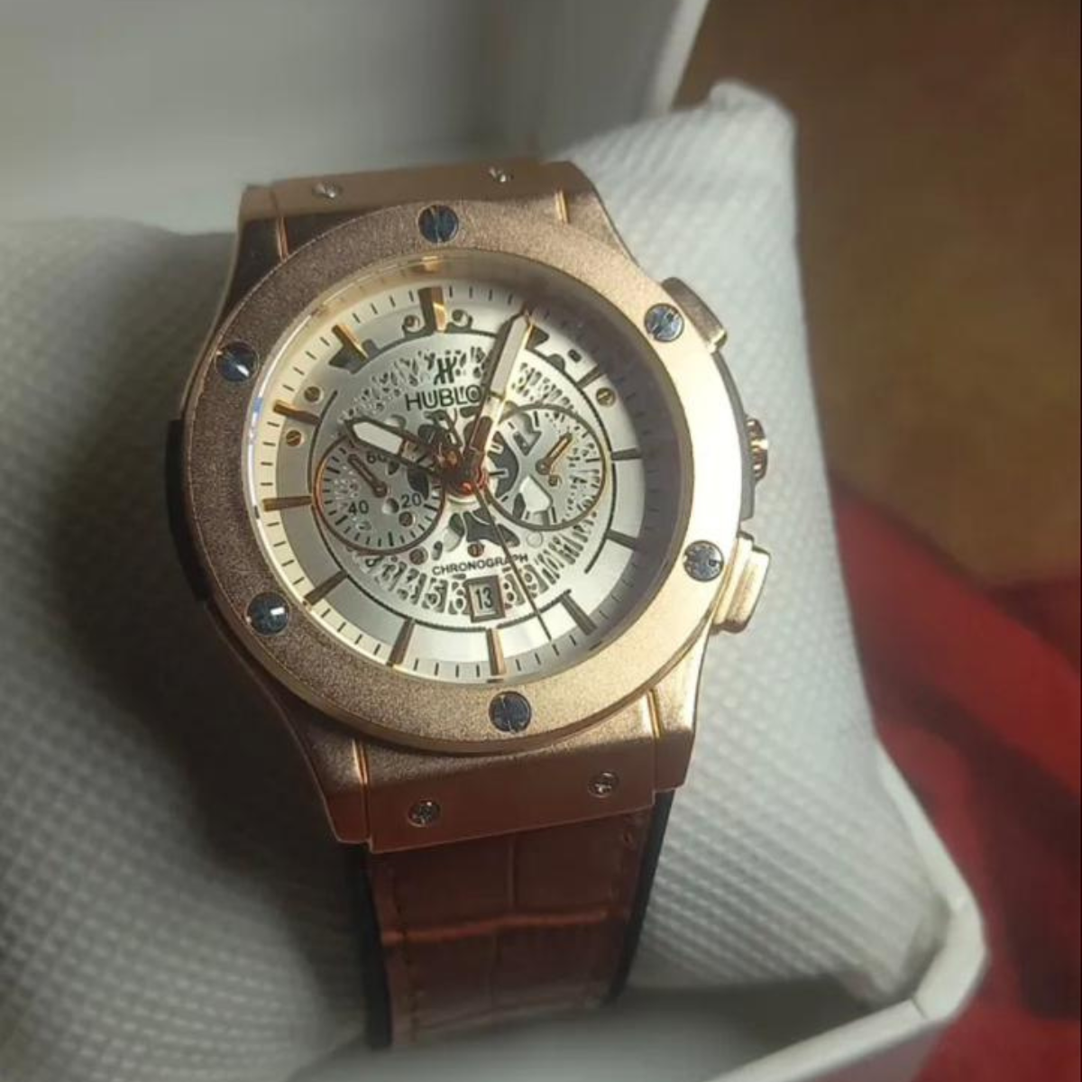 Hublot Men’s Luxury Watch – Stainless Steel Case
